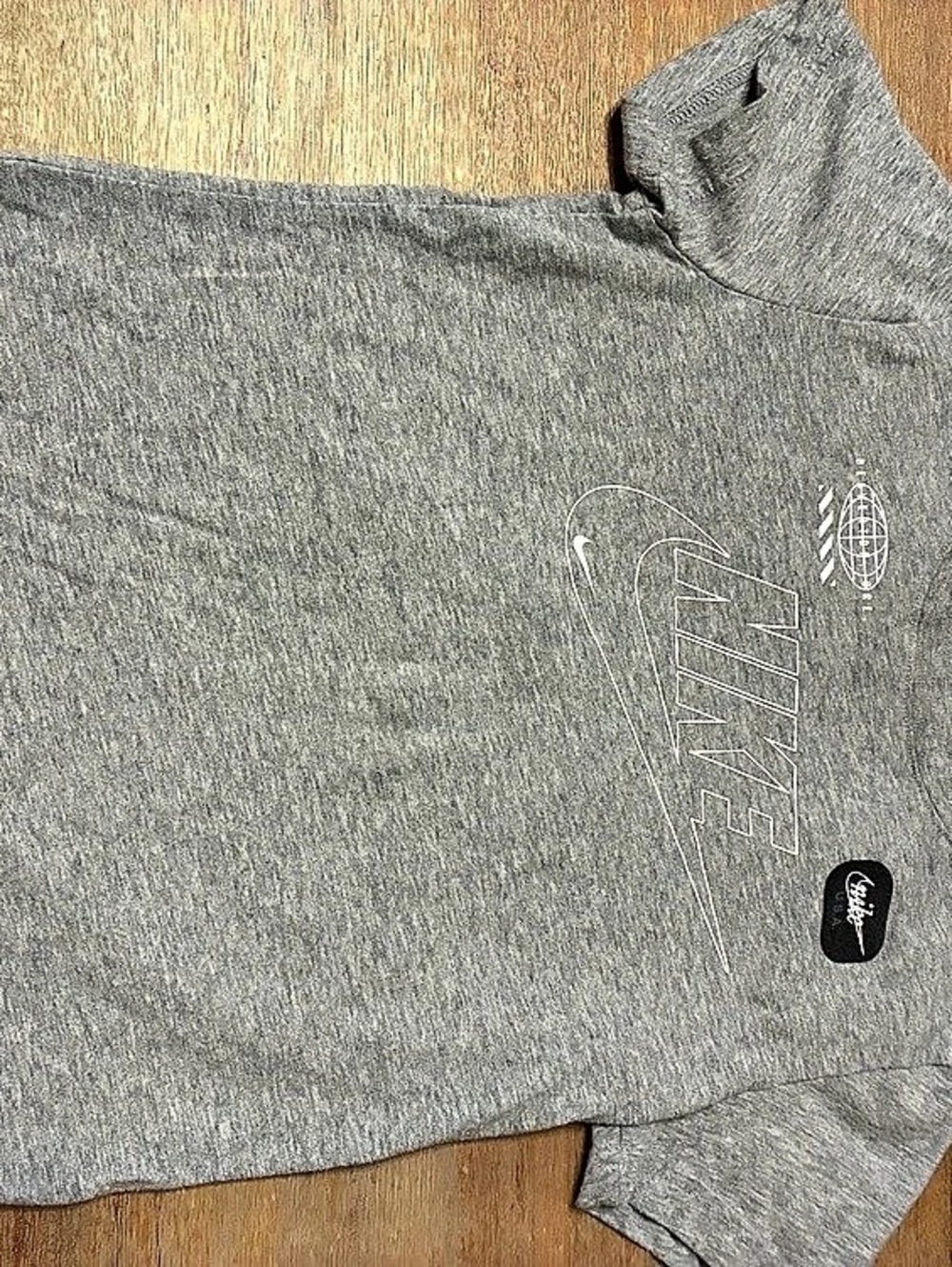 Boys nike tee